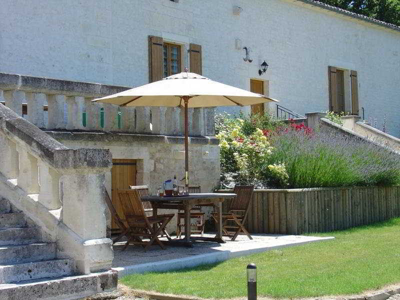 Le Relais De Saint-Preuil, The Originals Relais Vignes Du Cognac Hotel Exterior photo